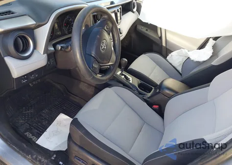 2018 Toyota Rav4 Xle z USA, uszkodzony, nr VIN 2T3RFREV5JW717389